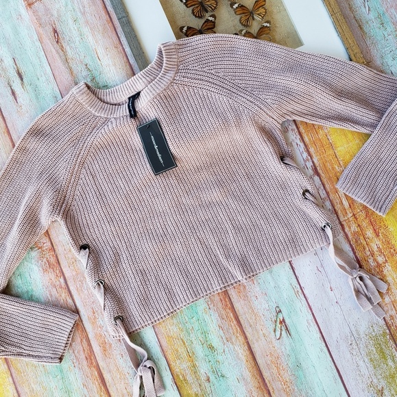NWT Moon & Madison Blush Cropped Lace Up Sweater L - Picture 2 of 7